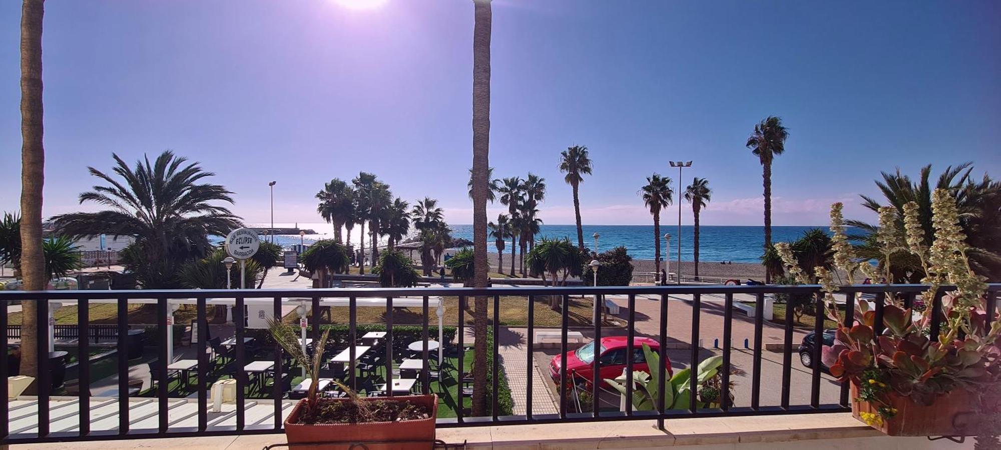 Beach Panorama Caleta 발리타드벨레즈 외부 사진